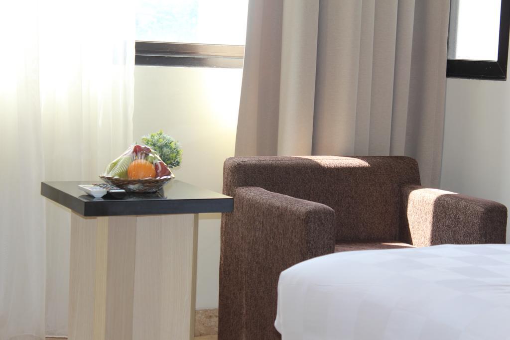 Atlantic City Hotel Bandung Exterior foto